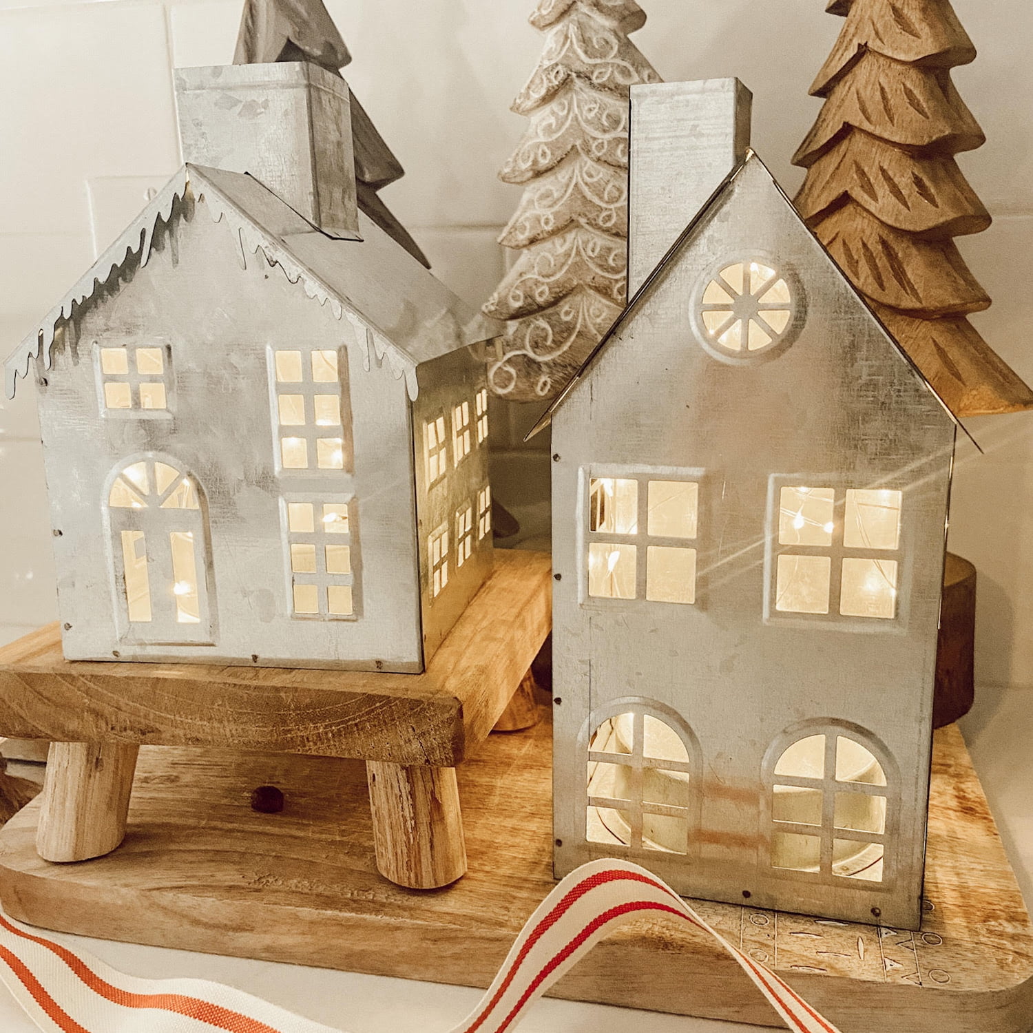 LampLust Farmhouse Galvanized Tin Houses with Lights Set of 2