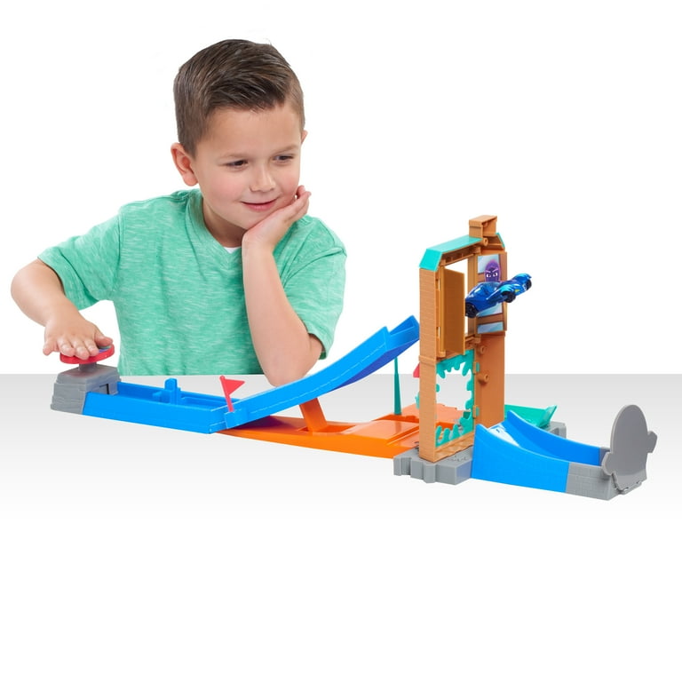 PJ Masks Night Ninja & Bus Vehicle Set, Poseable Figure