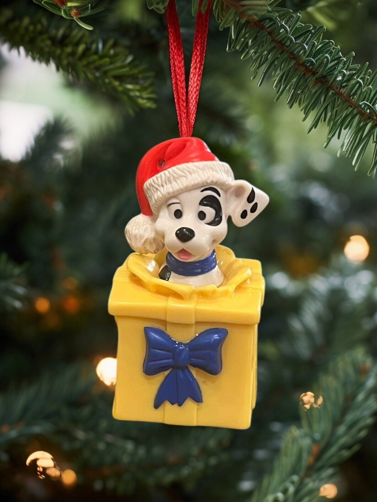 1996 Disney 101 Dalmatians Snow Globe Christmas Sleigh Ornament