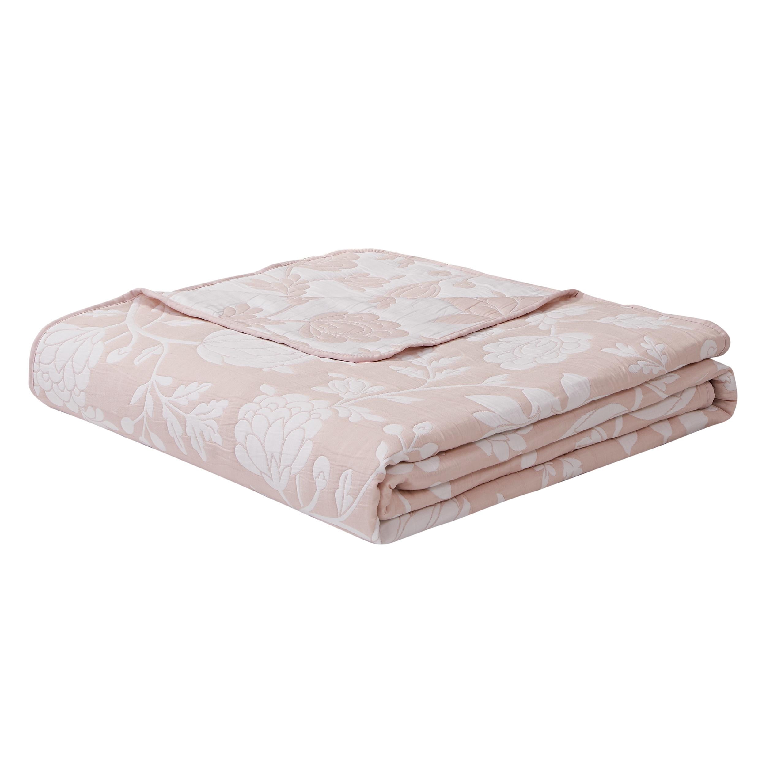Rosewood Estate Pink 2-Piece Soft Woven Matelasse Jacquard Cotton Blend Quilt Set - Twin