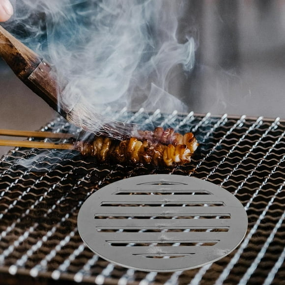 LEEYNEER Cast Iron Charcoal Grill Plate for Outdoor Activities with Efficient Airflow and Easy Cleanup 145mm