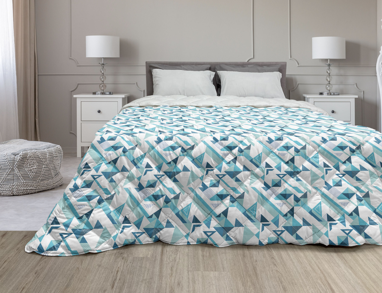 Abstract Down Alternative Comforter, Illustration of Random Triangular Formations Lively Retro Bohemian Vibes, Microfiber Quilt for All Season, 5