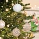 thumbnail image 4 of Adornos navideños, juego de 12 bolas navideñas flocadas. Diversos estilos de adornos para árboles de Navidad. También se pueden usar para otras fiestas. Bolas de espuma., 4 of 9
