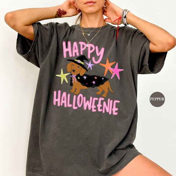 PAVIG Happy Halloweenie Dachshund Witch Shirt, Wiener Dog Garment-Dyed Tee