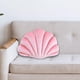 thumbnail image 1 of Cojín decorativo de concha marina perfecl suave rosa, 1 of 8