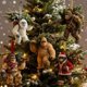 thumbnail image 2 of 1/5 piezas de decoración acrílica Sasquatch para colgar en casa, oficina o árbol de Navidad. Adorno plano en 2D de hombre salvaje. Colección Wildlife Wonders Lovers., 2 of 7