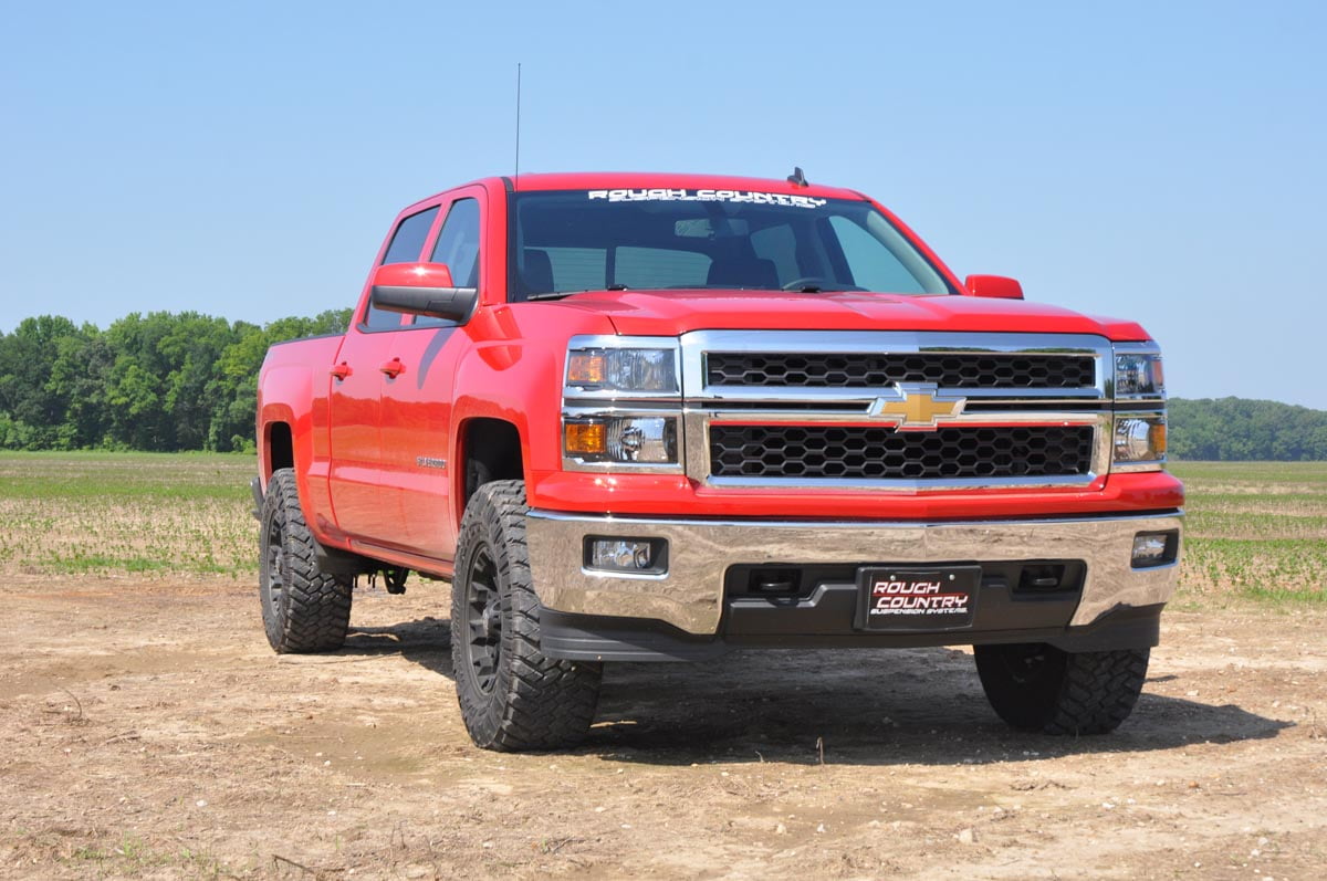 Rough Country 2.5" Leveling Lift Kit w/M1 Struts for 07-16 Chevy/GMC 1500 - 1340 Fits select: 2008-2009,2014-2016 CHEVROLET SILVERADO
