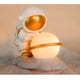 thumbnail image 5 of Lámpara de mesa de luna Space Buddy Light Moon Astronauta, bombillas LED, decoración temática espacial para niños, base de madera, luz nocturna fresca, regalo único para dormitorio de niños,, 5 of 5