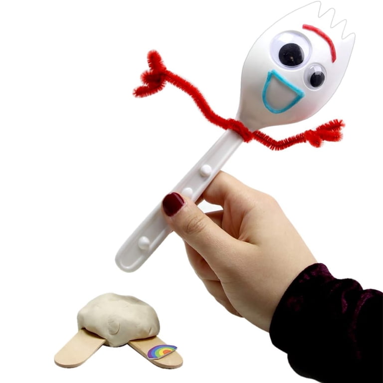 並行輸入品！Toy Story 4 Creativity Set Disney Pixar Toy Story Creativity Play Set with Forky & characters