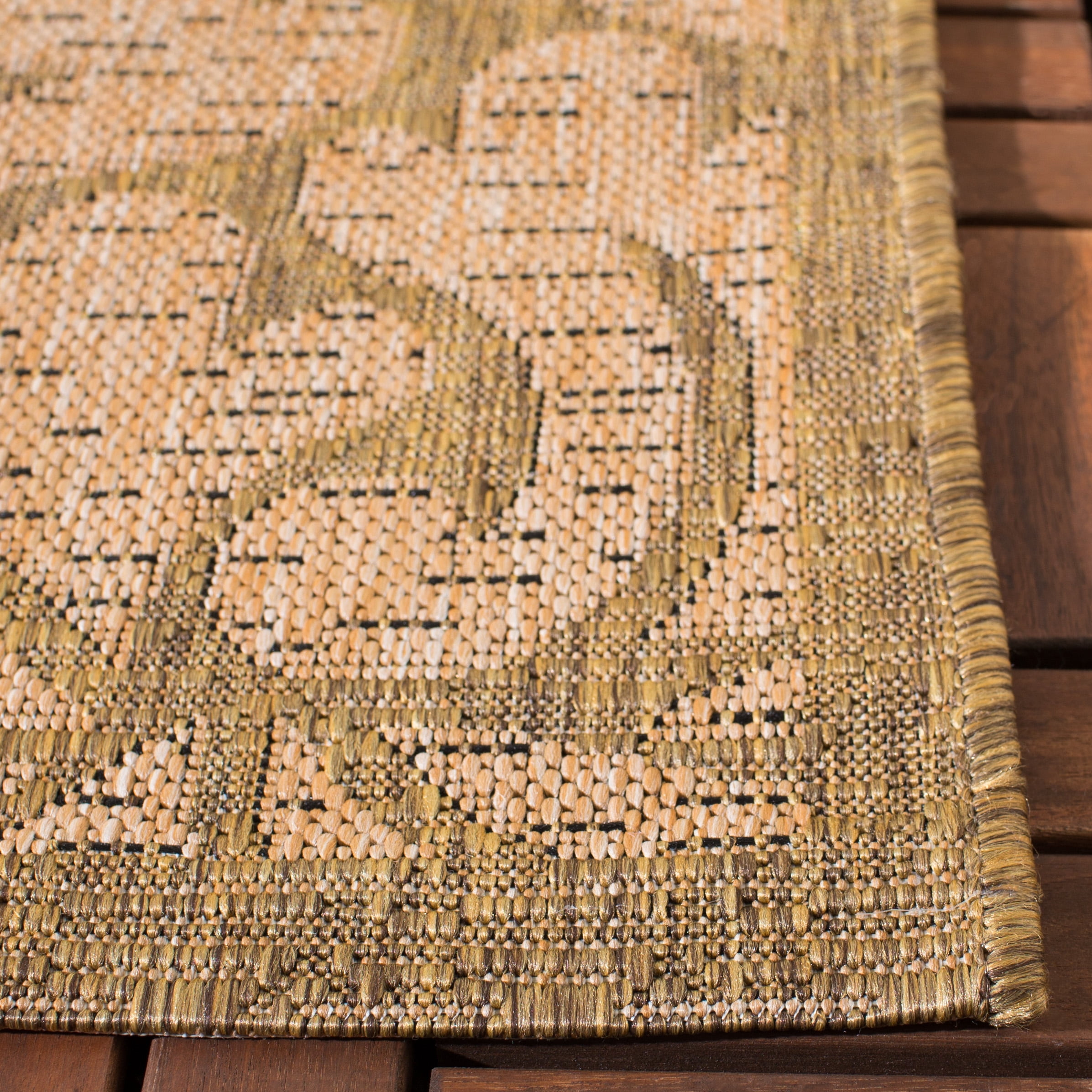 Safavieh Courtyard Adrian Floral Indoor/Outdoor Runner Rug, Gold/Natural, 2'3" x 10'