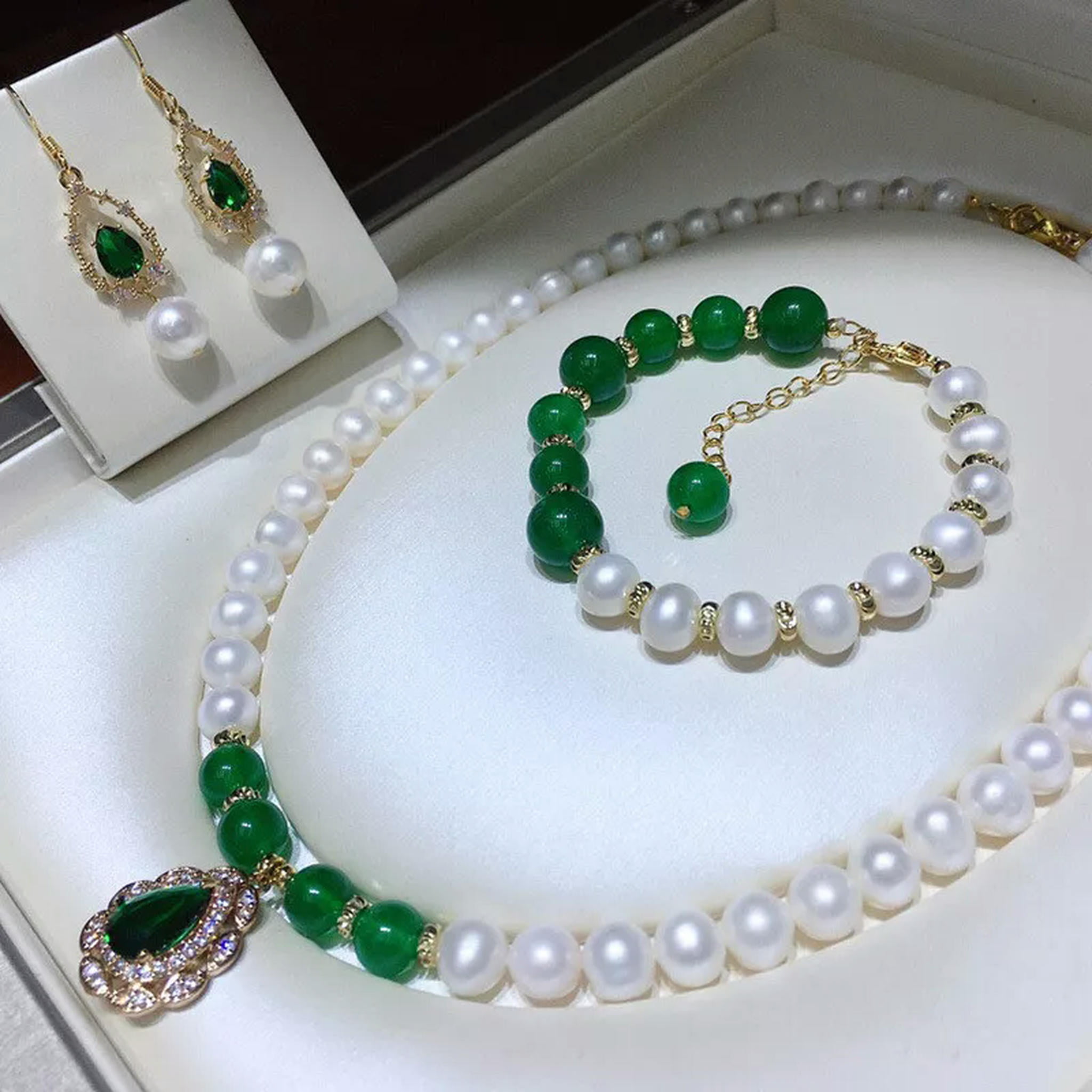 ★21-22新作★DEEPBROW★peridot 2way initial necklace ☆21-22新作☆DEEPBROW☆peridot 2way initial necklace