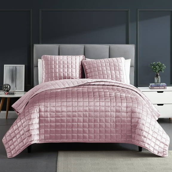 Riverbrook Home 3 Piece Quilt Set, Queen, Blush, Lyndon, Polyfill, Adult