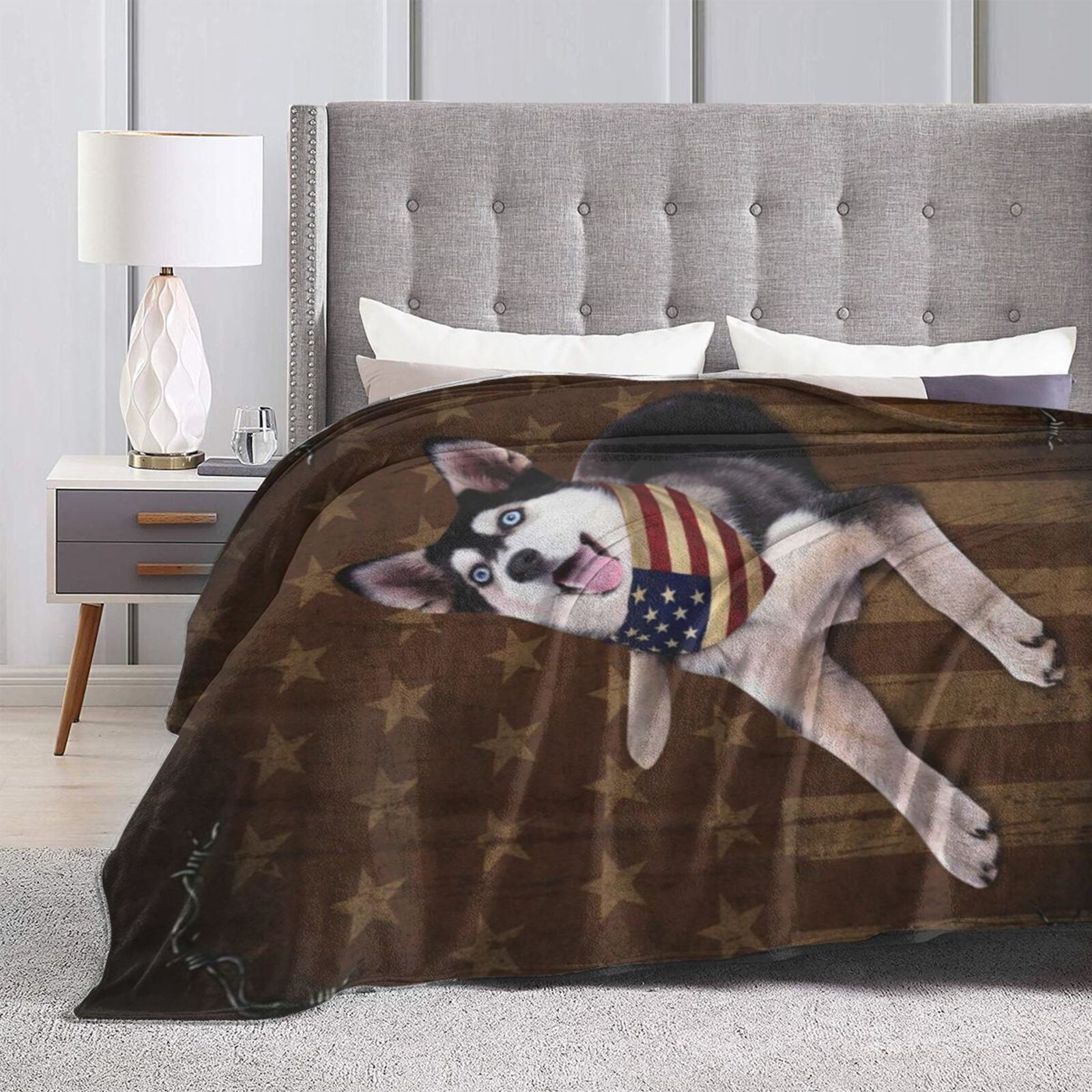 Wijzvio Siberian Husky Dog With Vintage American Flag Throw Blanket Soft Fuzzy Fleece Blanket For Couch Bed Living Room Decoration 60"X50"