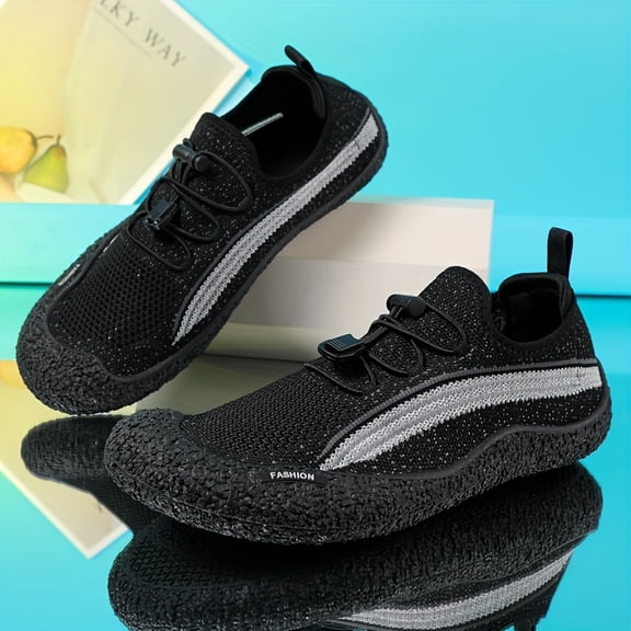 Unisex Barefoot Running Shoes Lightweight Breathable Non-Slip Sneakers with Shock Absorption Quick-Dry Cushion for Gym Walking Hiking Training Casual Wear