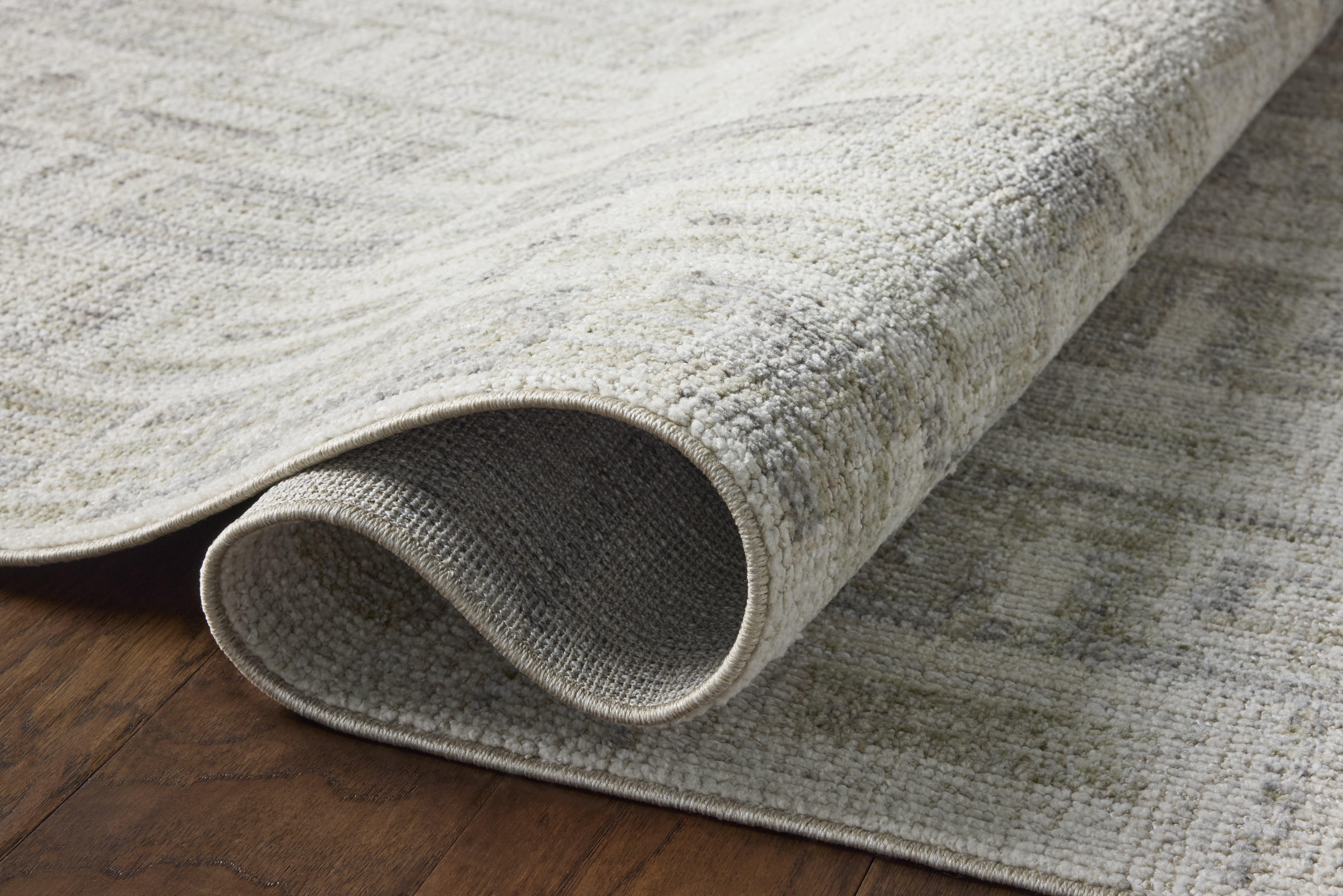 Loloi Roxie Bone / Sage 2'-7" x 15'-0" Area Rug