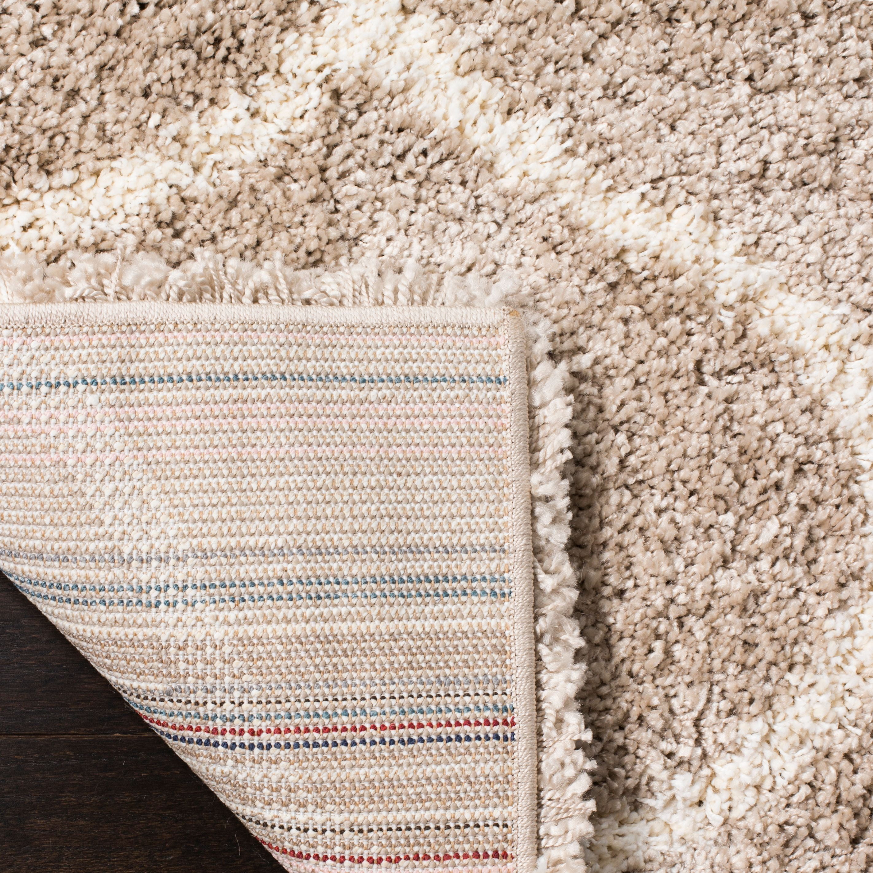 SAFAVIEH Hudson Arline Geometric Shag Area Rug, Beige/Ivory, 5' x 5' Square