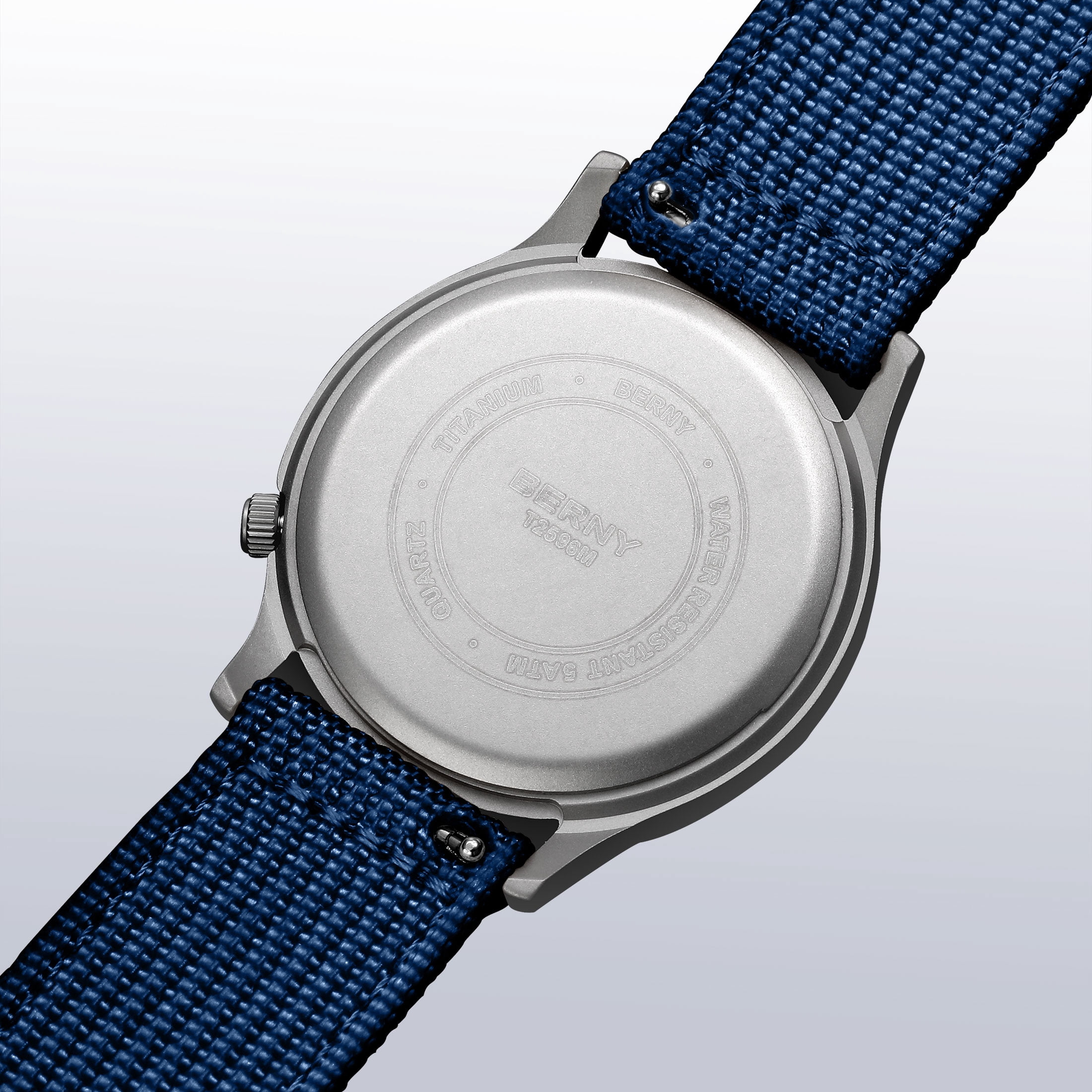 BERNY Titanium Watches for Men, Japanese Quartz Movement Men's Field Watch, 5ATM Waterproof Military Wristwatch for Men, Analog Sport Watches, Blue