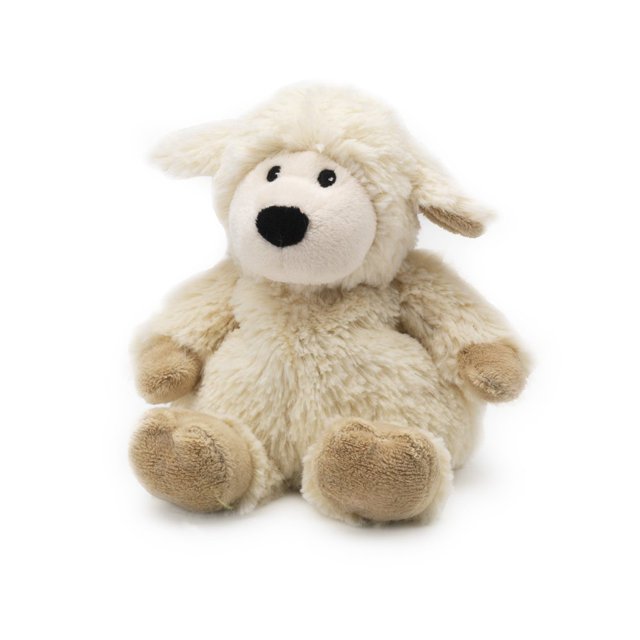 juguete de peluche intelex warmies, apto para microondas, con forma de oveja francesa y lavanda — vista frontal centrada de oveja de peluche crema con hocico y patas beige, ojos y nariz negras bordadas; felpa supersuave con textura que sugiere relleno de granos y flores de lavanda; fondo blanco. Se calienta 90 s en microondas hasta 1000 W y suele usarse también como compresa fría.