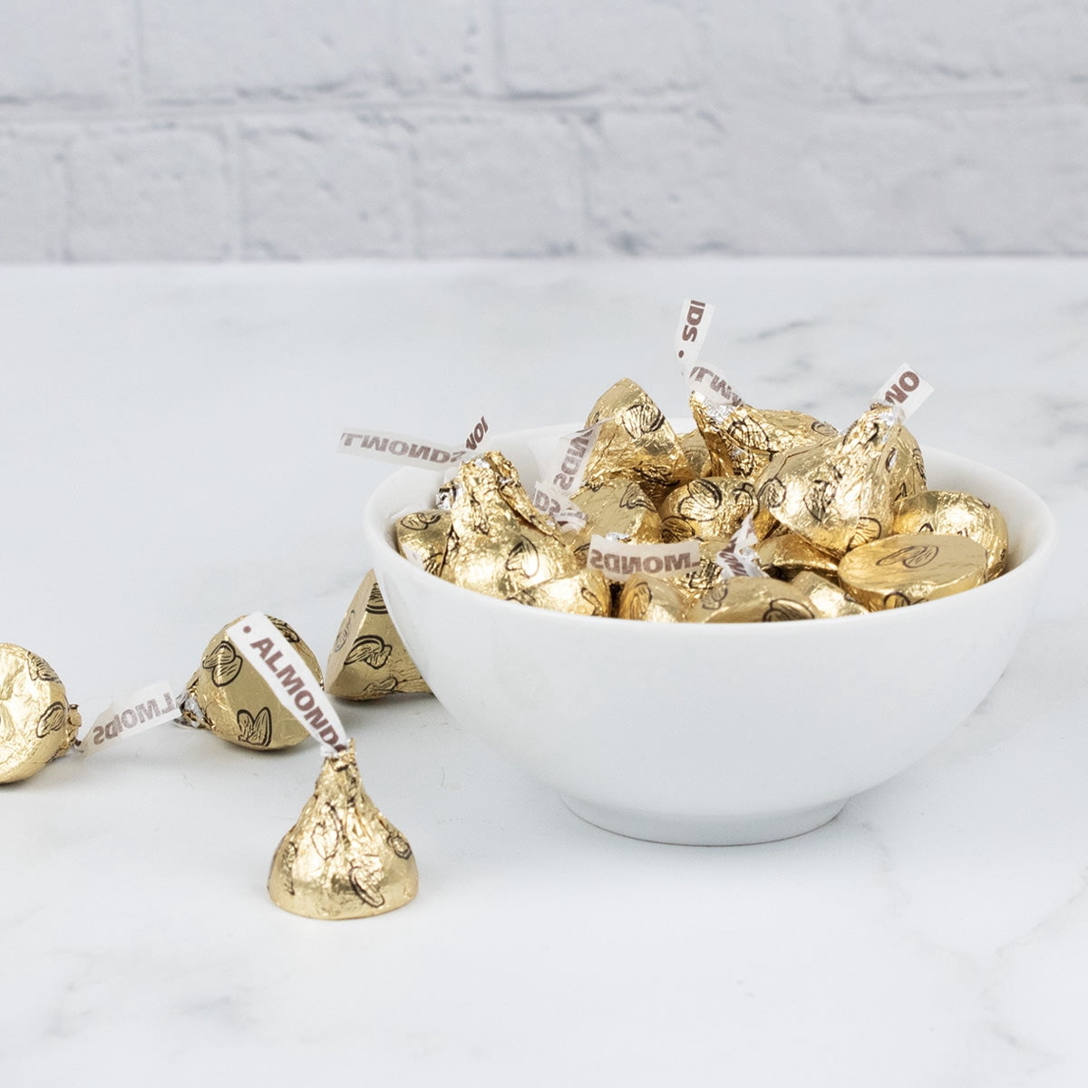 Gold Hershey's Kisses with Almonds Candy Milk Chocolates 90ct Bag