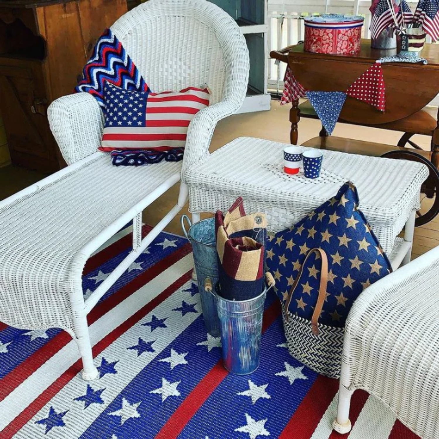 Cheers Red White  Blue