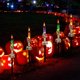 thumbnail image 2 of Juego de 5 estacas para velas de Halloween, manos de esqueleto sosteniendo una vela encendida, resistente al agua, funciona con pilas con temporizador, estatuilla iluminada para fiestas en interiores, 2 of 5