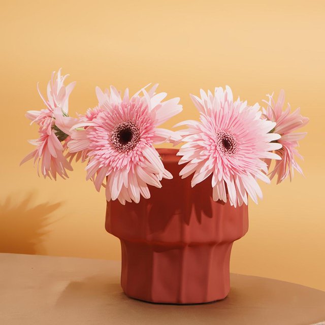 Florero decorativo Soledad maceta de resina creativa interior escritorio Naranja 9.5x12x12.5CM