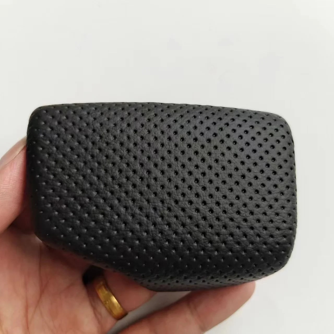 For Audi A4 B9 A5 Q7 Q5 16-19 Gear Shift Knob Cover Perforated Leather Handball Shifter Handle Lever Case