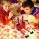 thumbnail image 4 of Bolsa de dulces navideña cuadrada con asas, bolsas rojas para fiestas, regalos, bolsas reutilizables para cumpleaños infantiles, bonita bolsa de dulces, 4 of 7