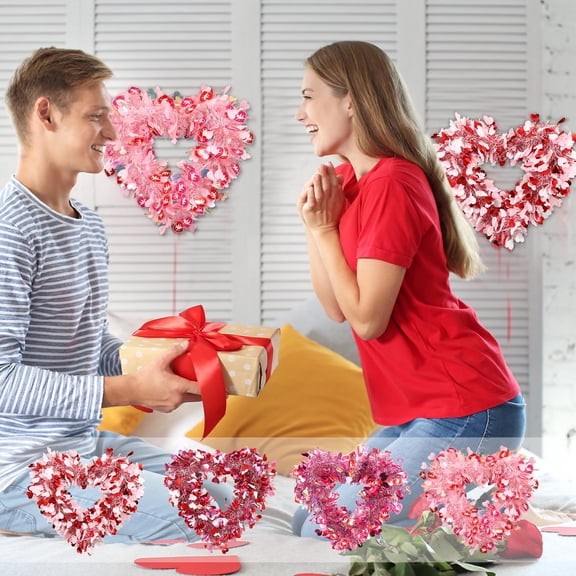 Heart-Shaped Garland Wreath for Valentine's Day, 15.7 Inch Pink Christmas Wreath, Valentines Wreaths for Front Door, Heart-Shaped Garland for Home Wedding Decorations