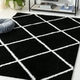 thumbnail image 2 of SAFAVIEH Tahoe Elwyn Geometric Shag Area Rug, Black/White, 5' x 7', 2 of 8
