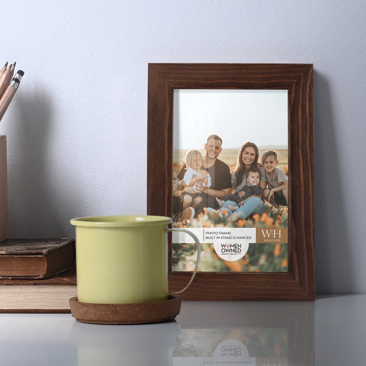 Woodgrain 4 in. x 6 in. Chestnut Picture Frame