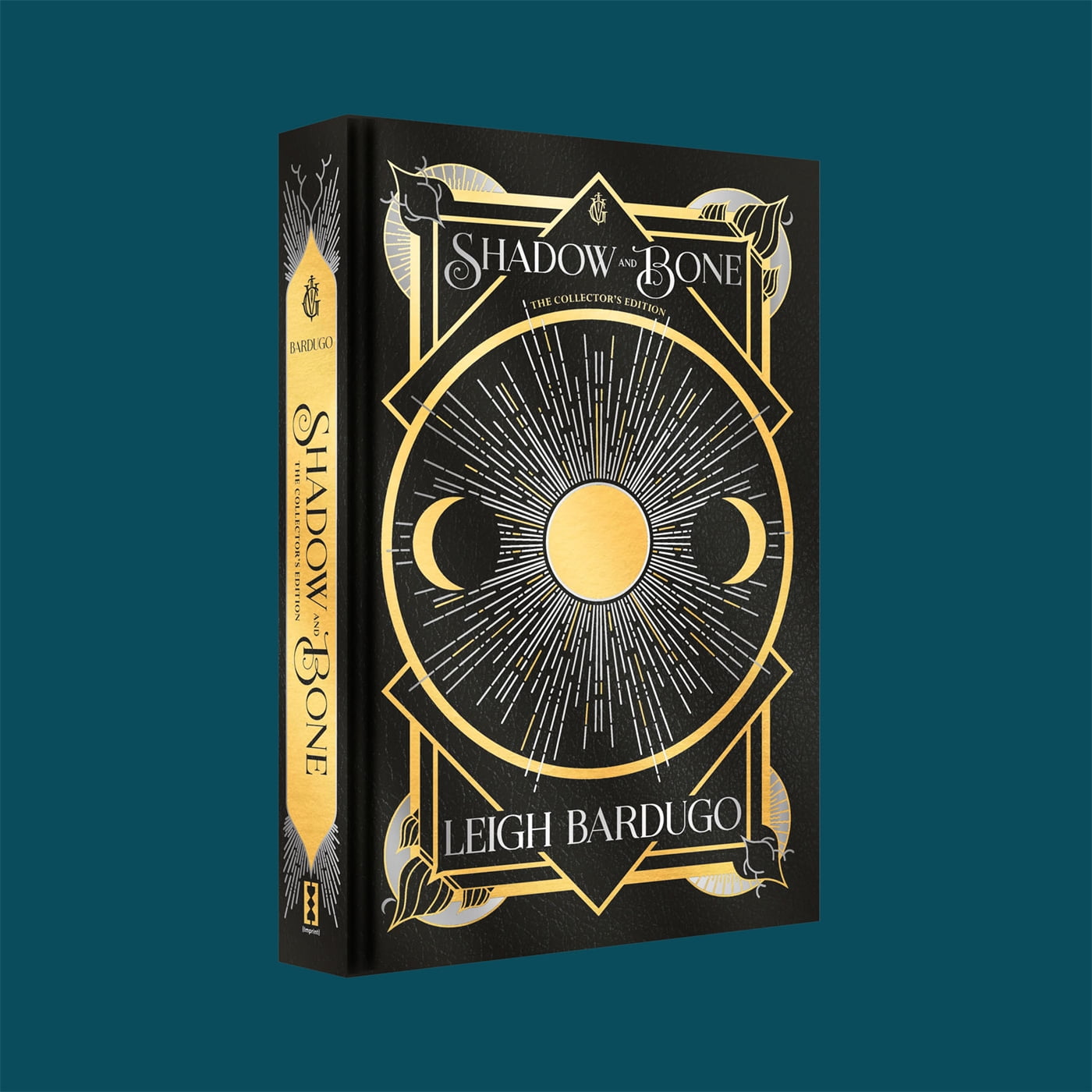 Shadow and Bone Trilogy Shadow and Bone: The Collector's Edition