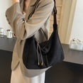 thumbnail image 3 of Bolso Mensajero Cruzado Cuerpo Gamuza, 3 of 9