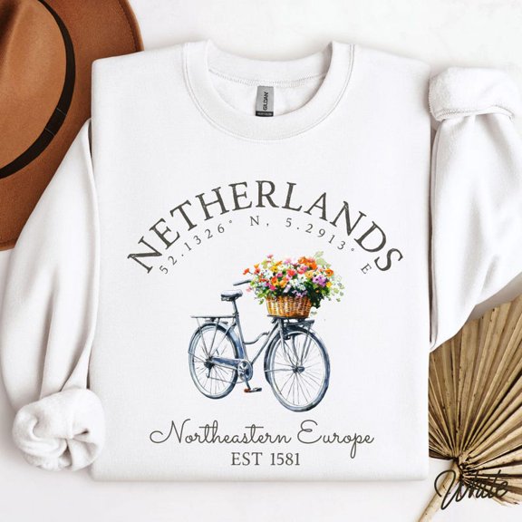 Netherlands Vacation Sweatshirt, Dutch Holiday Crewneck, Netherlands Trip Souvenir for Girls Travel Gift