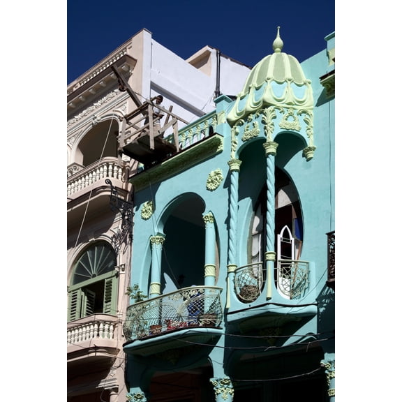 Print: Beautiful Architectural Details Can Still Be Found In Mostly