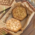 thumbnail image 3 of Cookie Mold Fun Wood Portátil Reutilizable Reutilizable Gallo Arte Molde Regalo Postre Horneado Para El Festival Day Festival de St.Patrick Bee Inevent HA028283-04, 3 of 7