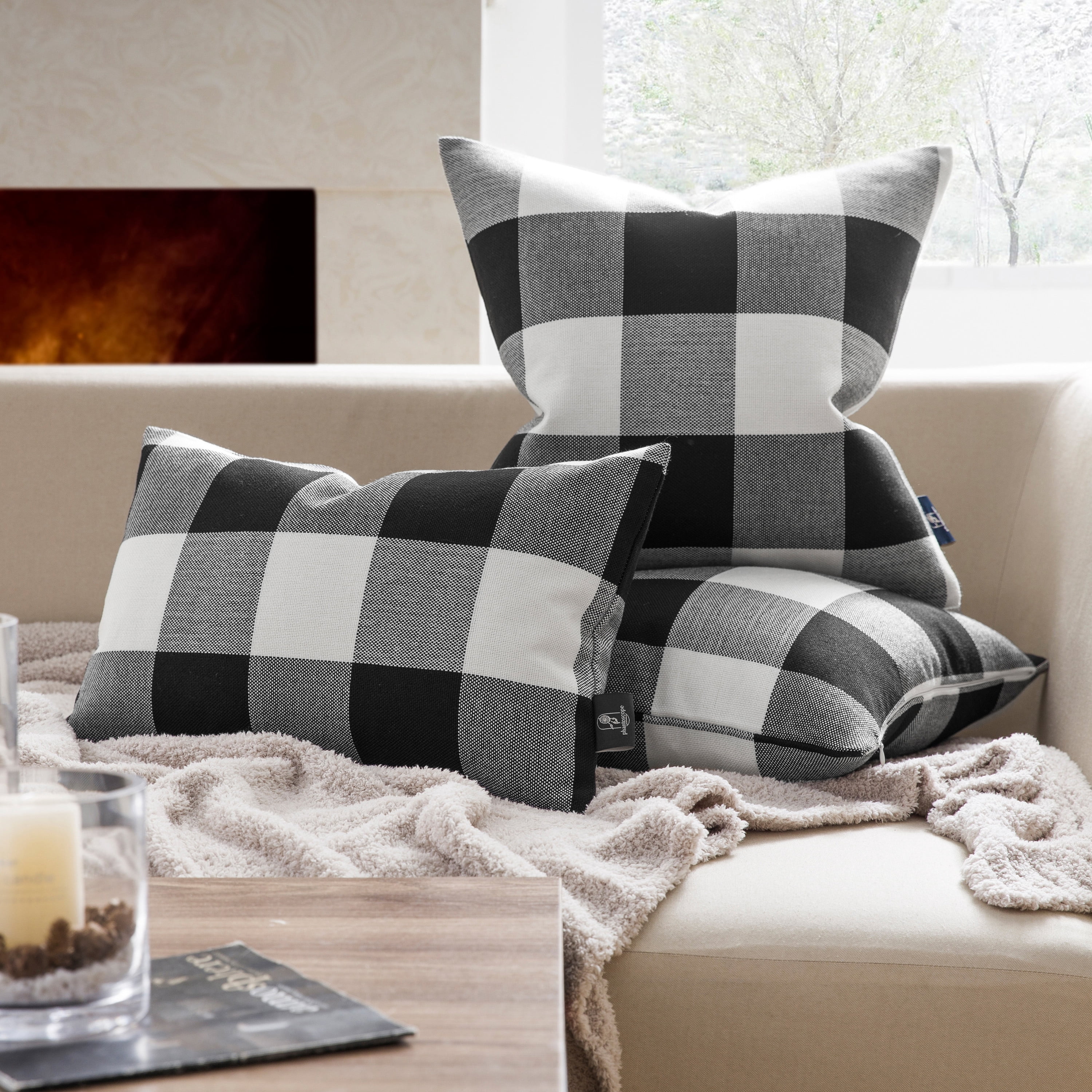 Phantoscope 18 in x 18 in Buffalo Checker Collection Black Decorative Pillows (2 Count)