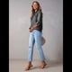 thumbnail image 4 of Blusa Vaquera Informal de Larga con Cuello en V y Botones para Mujer Gris Oscuro S, 4 of 8