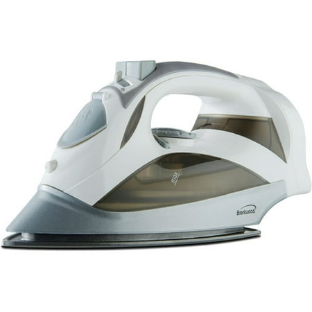 Brentwood Steam Iron With Retractable Cord in Black