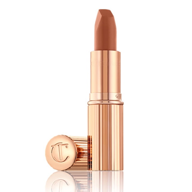Labial Charlotte Tilbury Matte Revolution de Larga Duración