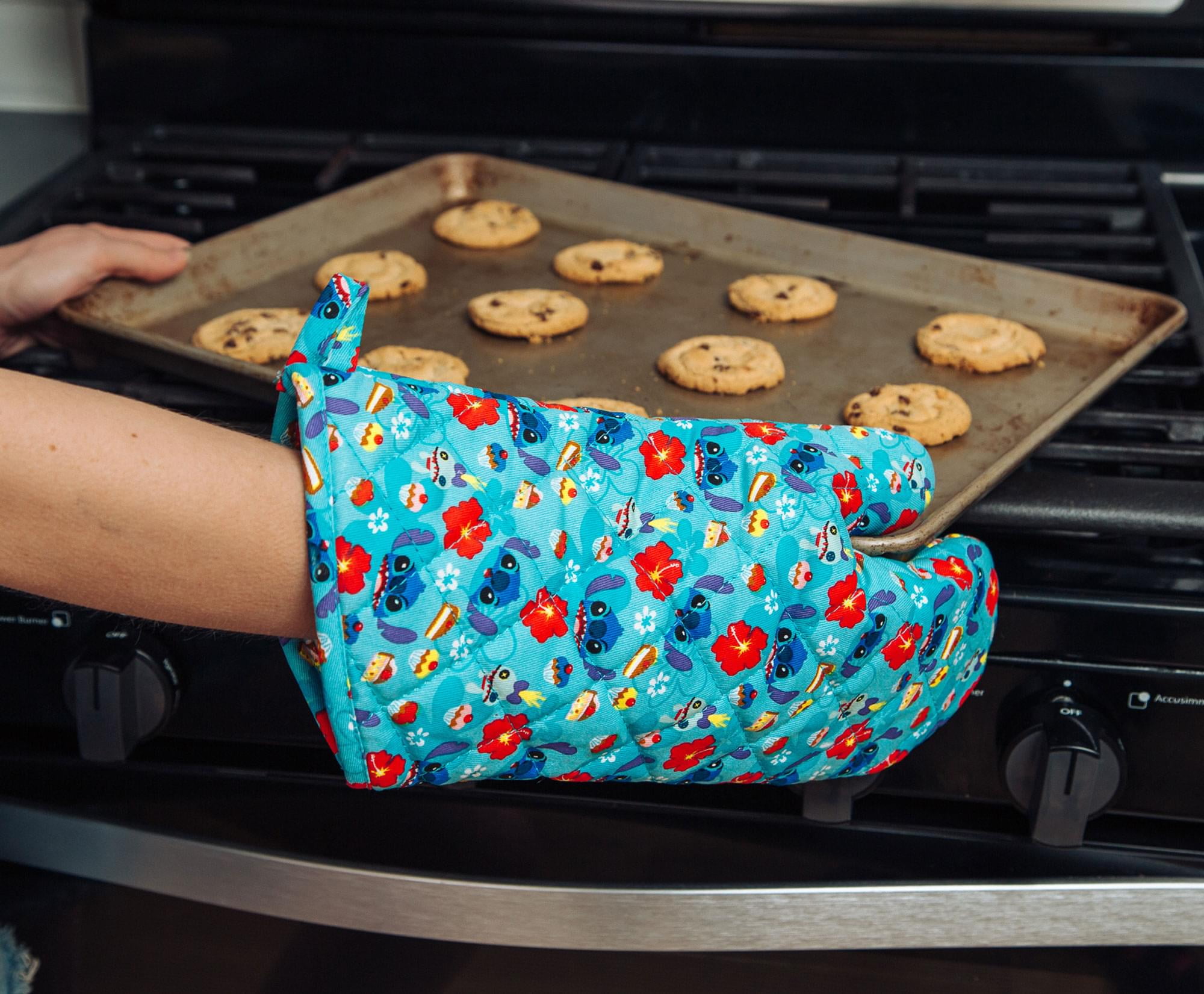 Ukonic Disney Lilo & Stitch Kitchen Oven Mitt Glove : Target