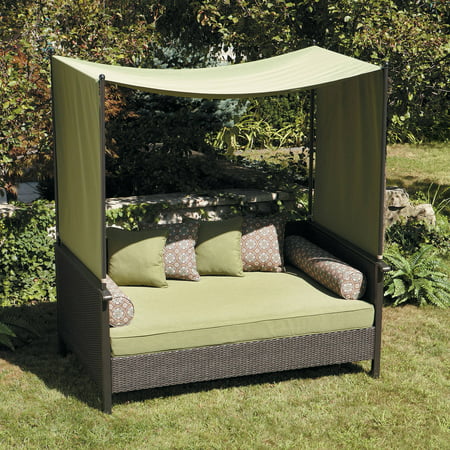 Providence Outdoor Daybed – All Weather Wicker