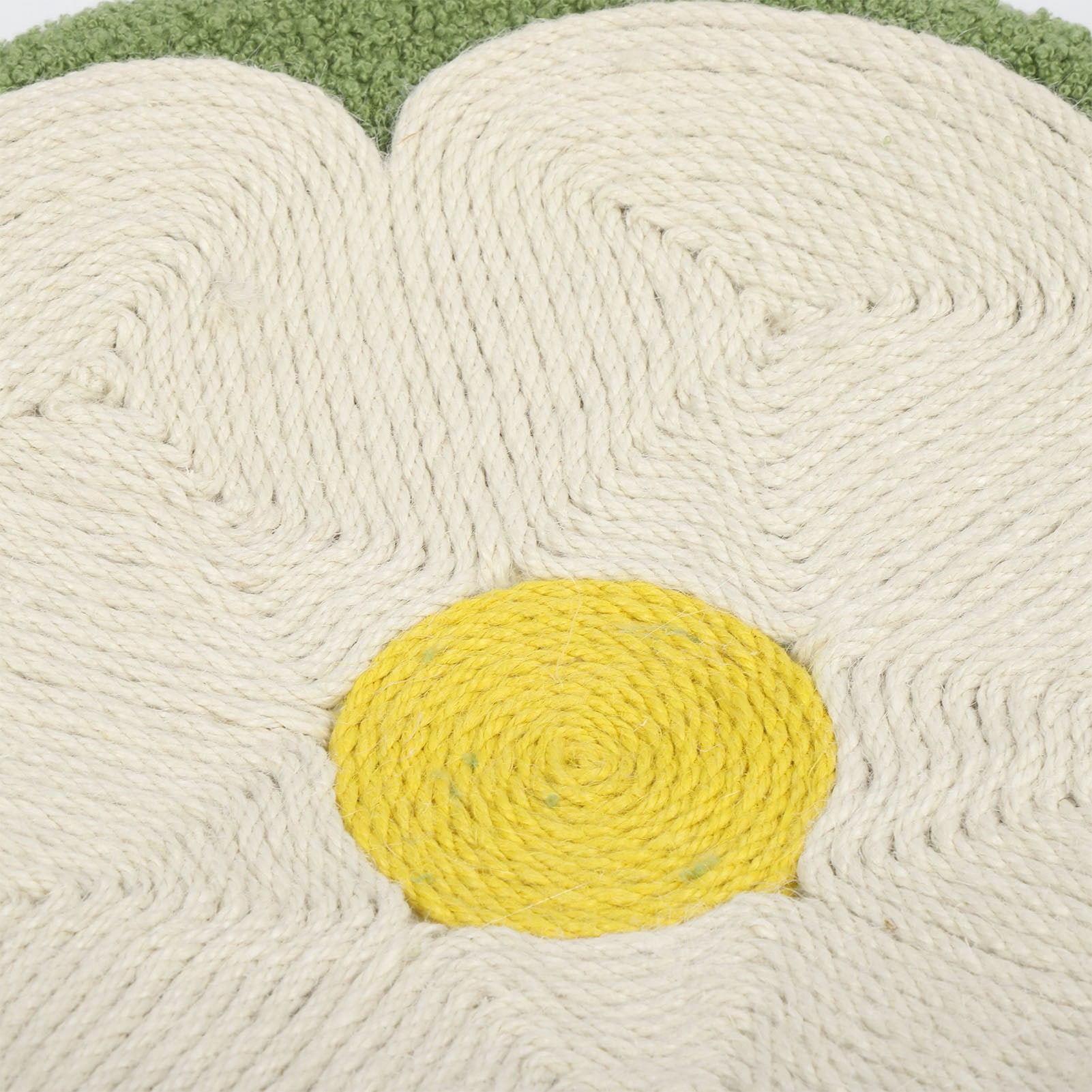 YAHHU Round Cat Scratcher Ergonomic Scratching Lounge Bed Sisal Pad for Indoor Cats Claw Grinding Flower Shape Pet Furniture (16.5 inches / 42 cm)