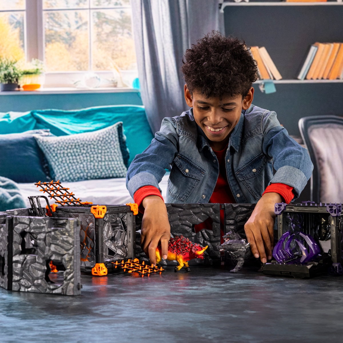 Schleich Eldrador Creatures - 71PC BattleCave Arena Playset with Lava Bull, Shadow Hound and Accessories - Monster Figurines for Kids Ages 7+ - 42591