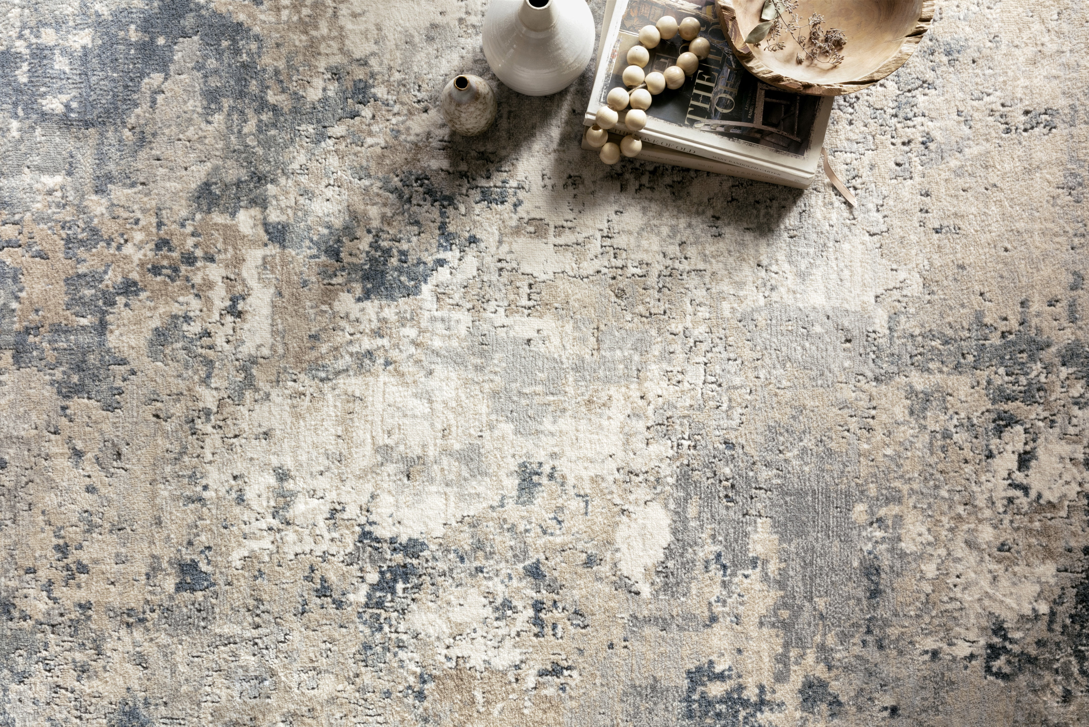 Loloi Teagan Natural / Denim 5'-3" x 7'-6" Area Rug