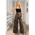 thumbnail image 1 of Pantalón corte ancho tiro alto y textura serpiente bronce Animal print extra grande, 1 of 3