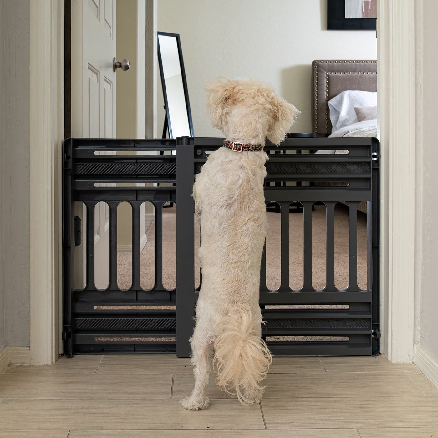 IRIS 24"-39" Portable Expandable Pet Gate, Adjustable Pet Barrier for Puppy Small to Medium Dogs Fits Most Doorways