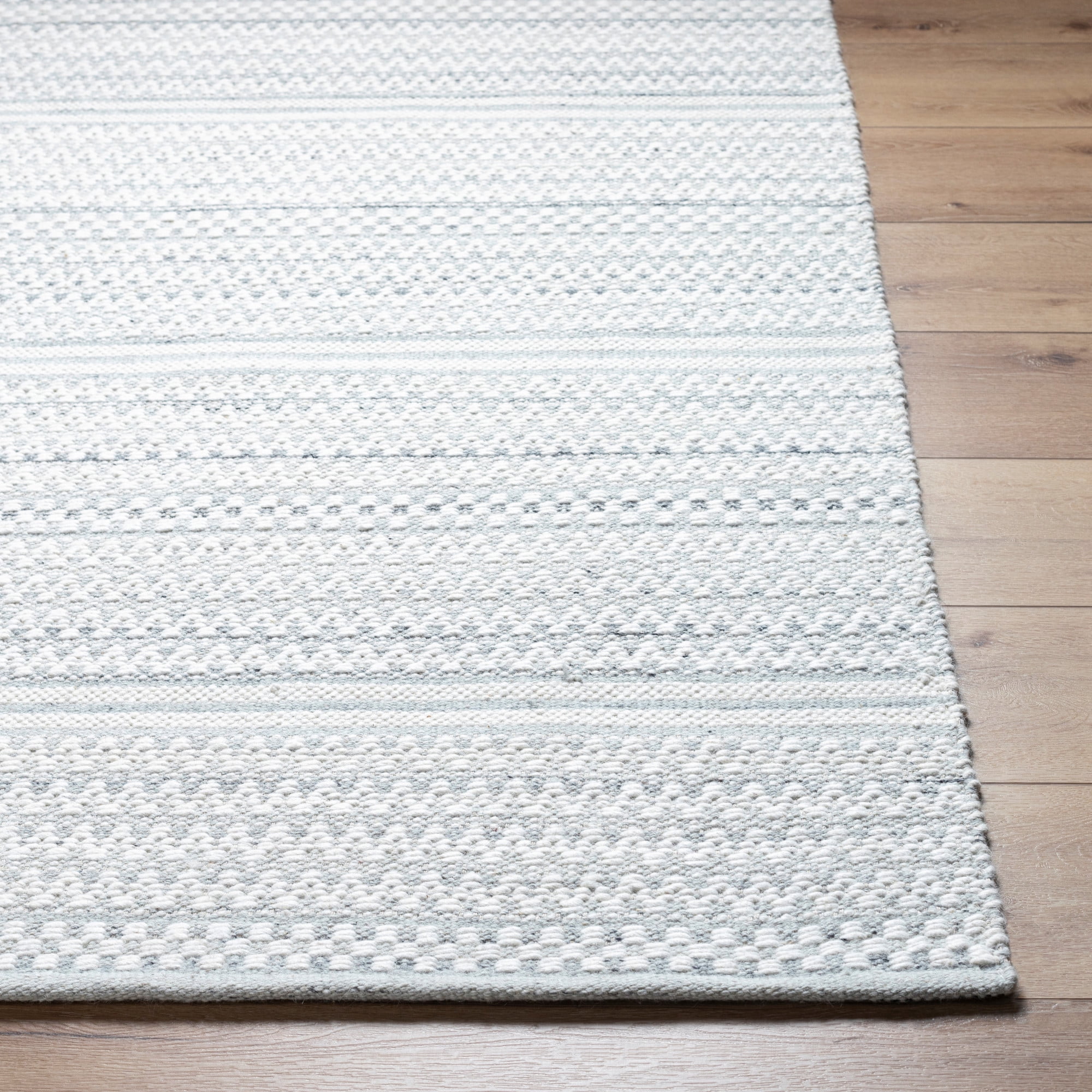Artistic Wavers Mardin Area Rug, 2' x 3', Light Slate