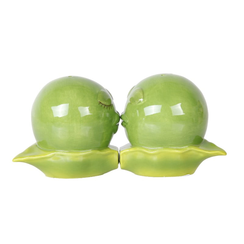 Pacific Giftware Kissing Peas in A Pod Salt and Pepper Shakers