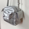 thumbnail image 2 of Bolso Hombro Espacioso Con Múltiples Bolsillos Bandolera para Mujer (plata), 2 of 7